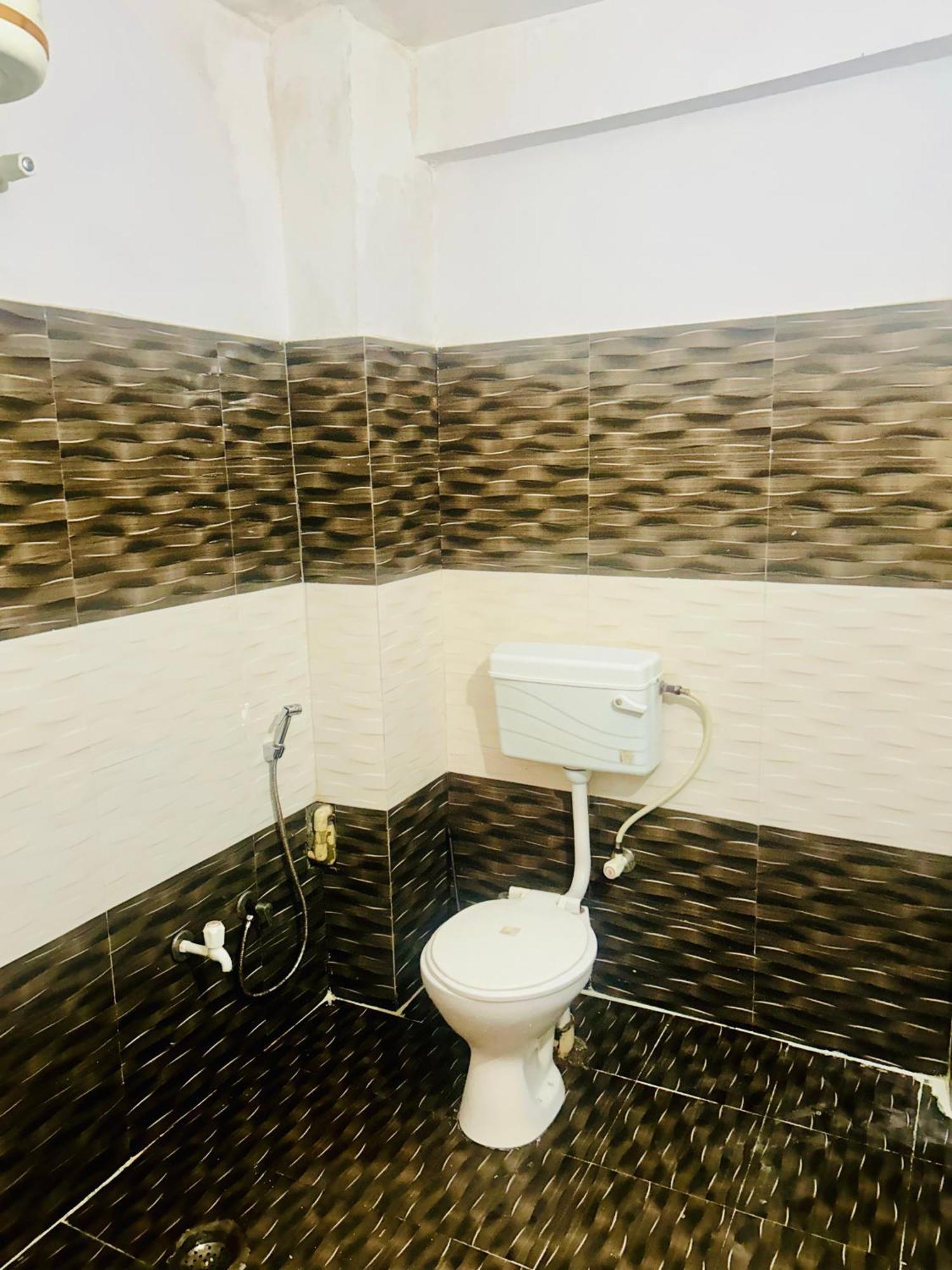 Sainik Guest House 500Mtr From Medanta Hospital Λάκναου Εξωτερικό φωτογραφία